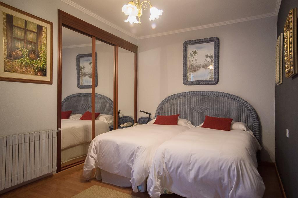 Hotel Santo Apostol 리돈델라 외부 사진