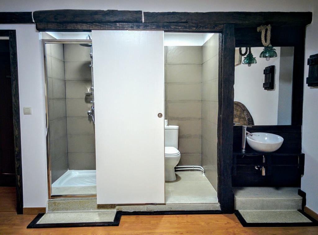 Hotel Santo Apostol 리돈델라 외부 사진
