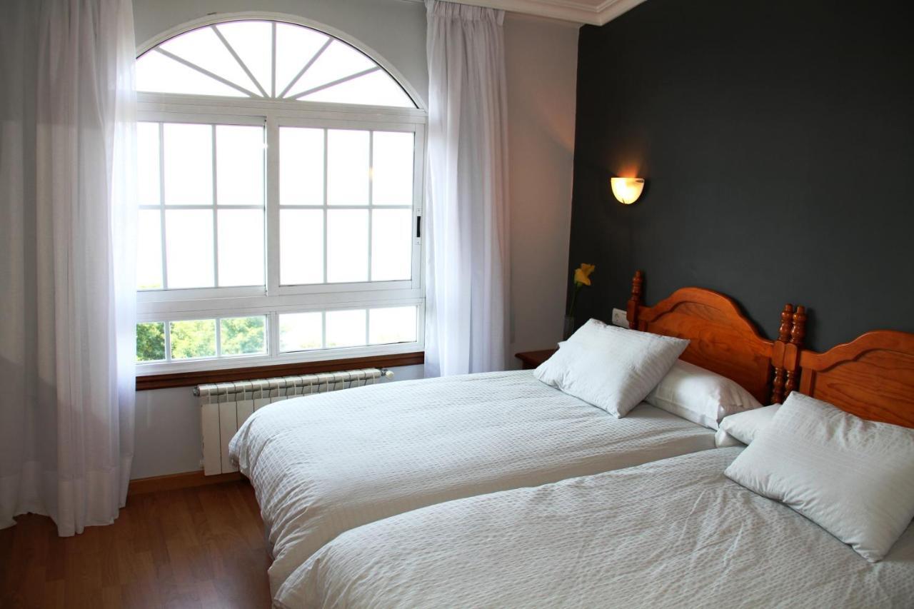 Hotel Santo Apostol 리돈델라 객실 사진
